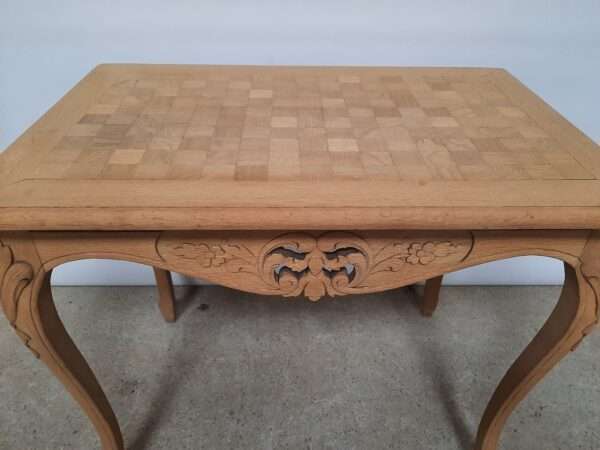 Table semi-basse en chêne – Image 2
