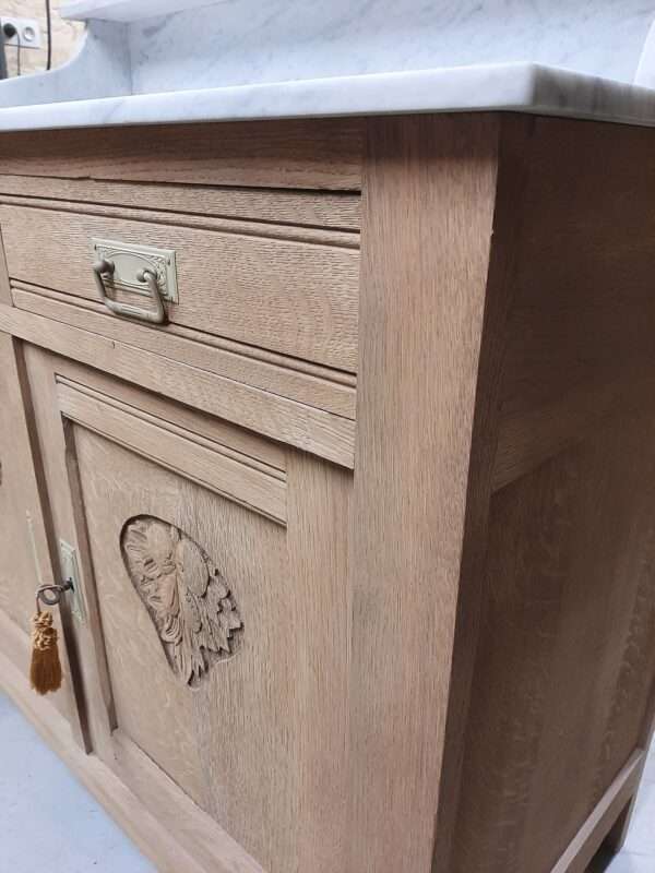 Buffet avec marbre blanc – Image 3